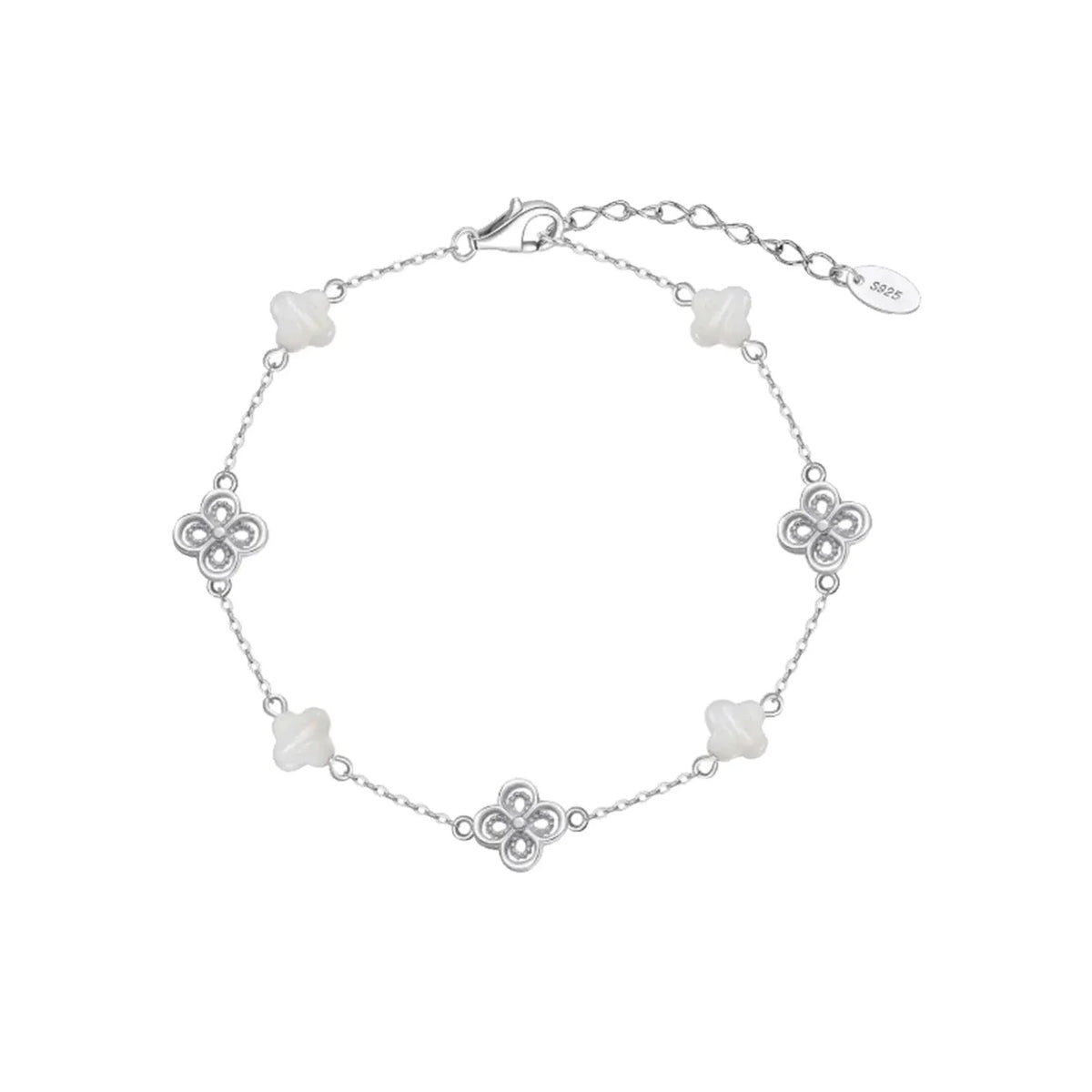 Clover Shell Pearl Bracelet in rhodium-plated 925 sterling silver with shell clovers and filigree silver clovers, on white